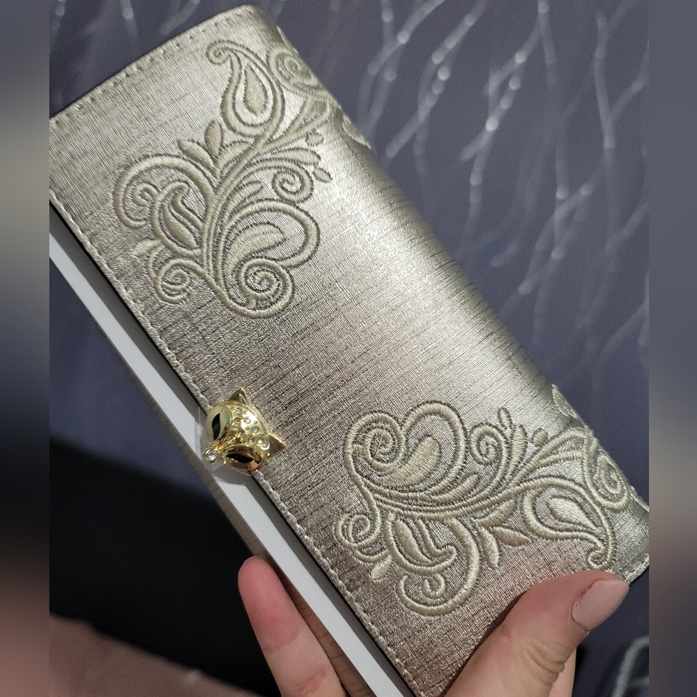 Fox Bifold Embroidery Wallet